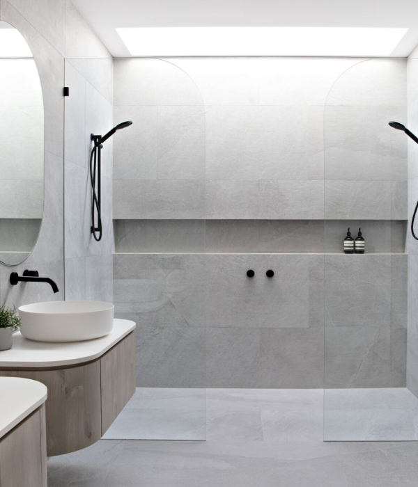 Bathroom Tiling Gold Coast img 1